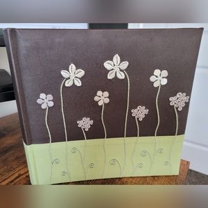 Pioneer Photo Album (NWOT)